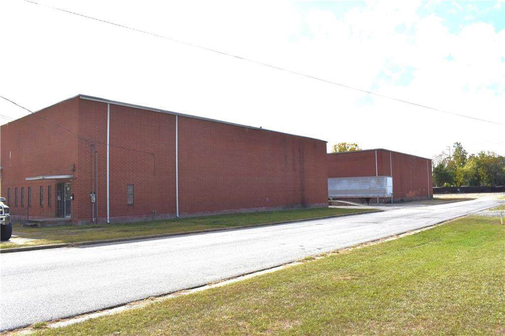 1052 Martin Luther King Jr Boulevard - Photo 1