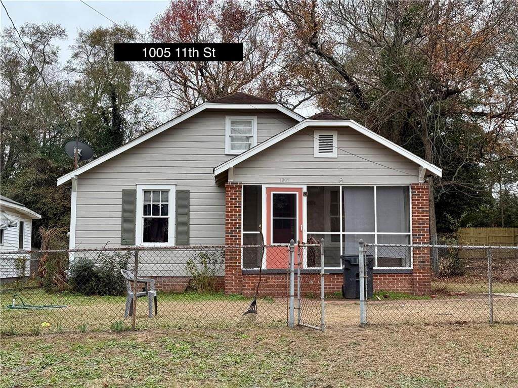 1005 11th Street - Photo 1