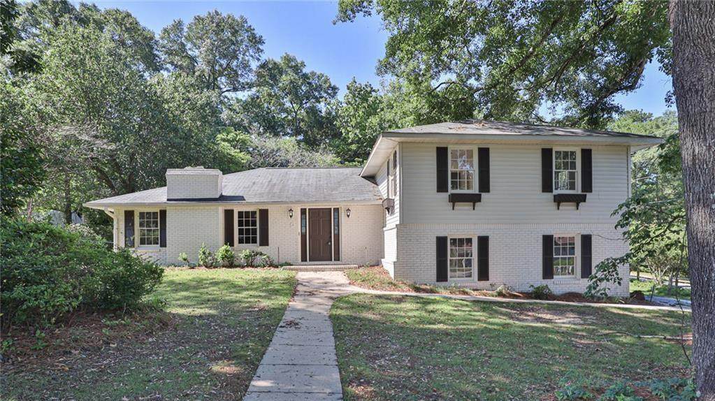 1905 Ashley Drive - Photo 1