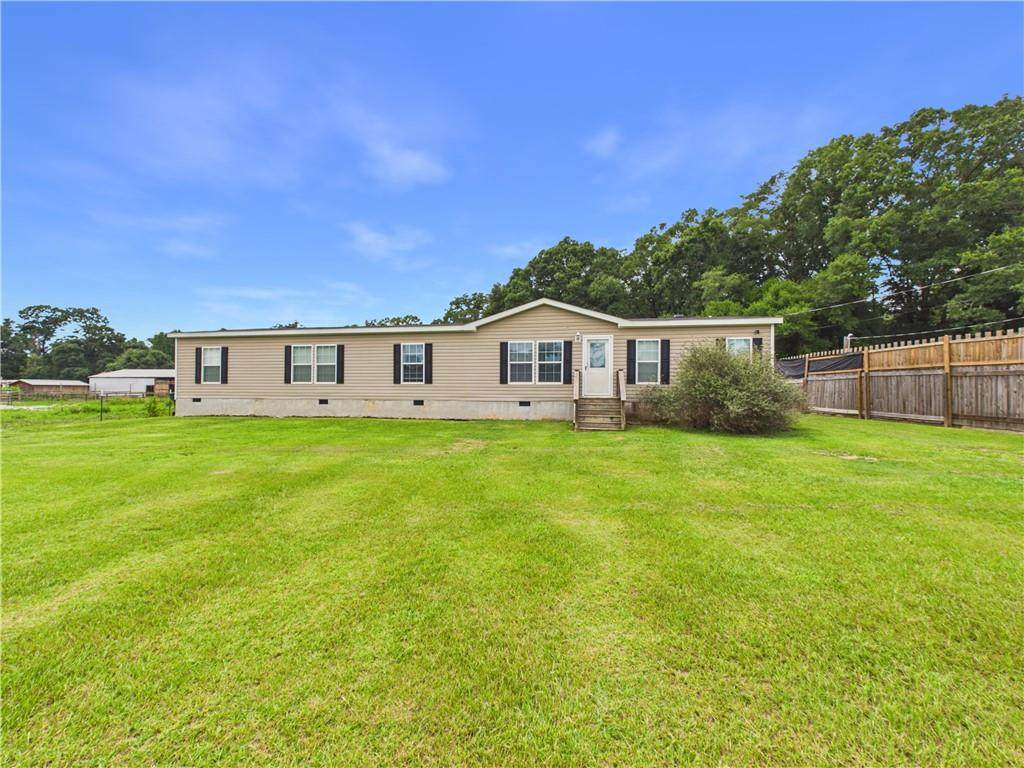 73 Lakeview Drive - Photo 1