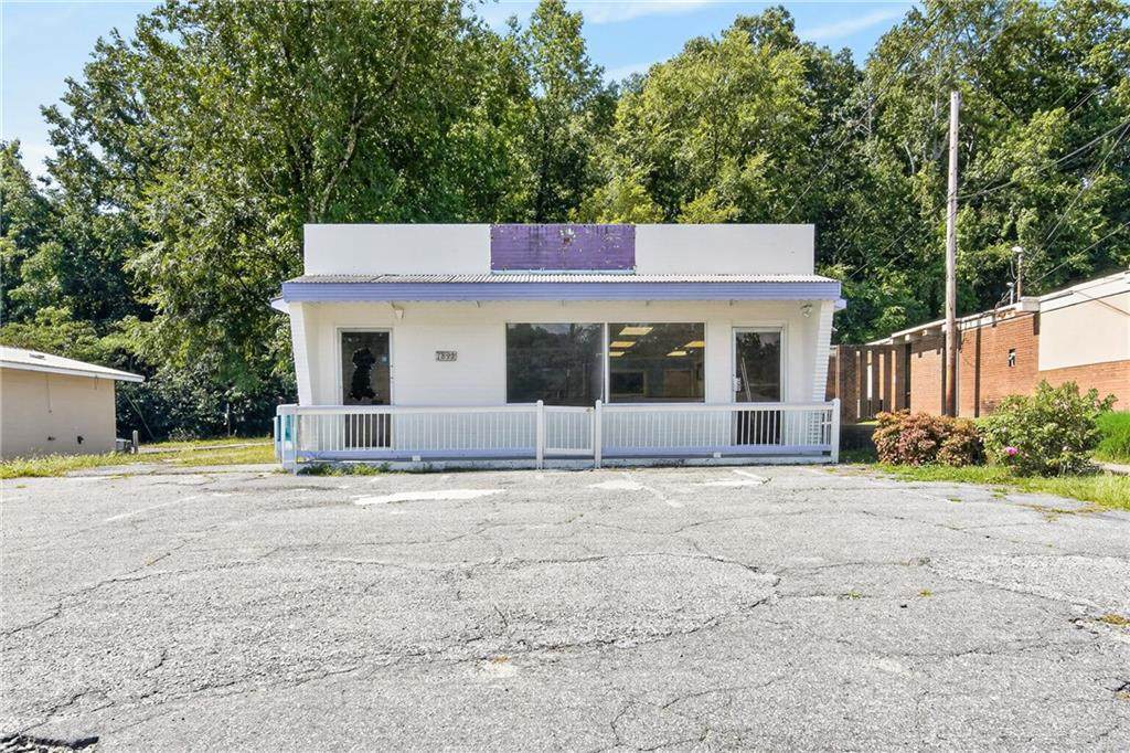 1801 Crawford Road - Photo 1