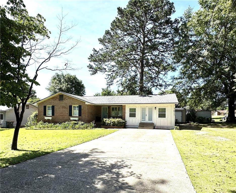 1611 Fletcher Drive - Photo 1