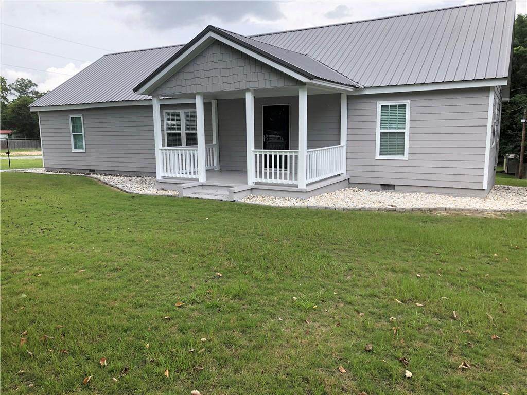 195 Woodland Drive - Photo 1