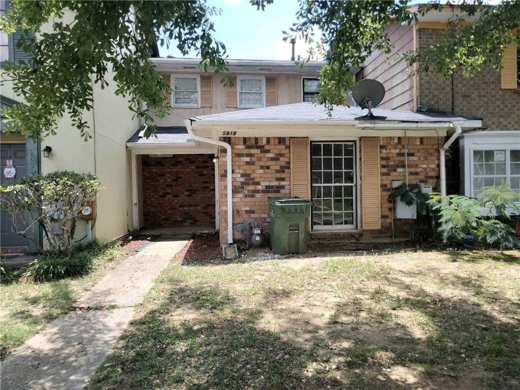 5918 Singleton Street - Photo 1