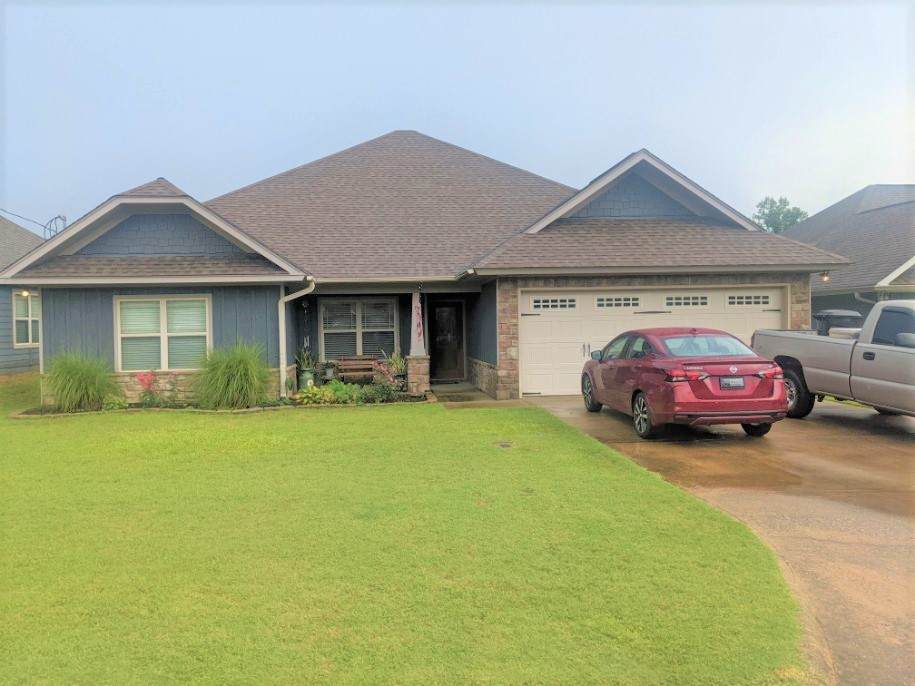 83 Lee Rd 2170 - Photo 1