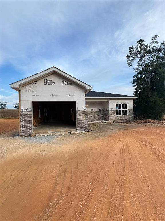 7217 King Road - Photo 1