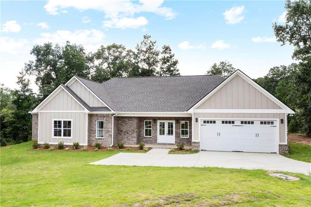 4500 Lakewood Park Drive - Photo 1