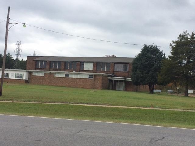 850 Chester Avenue - Photo 1