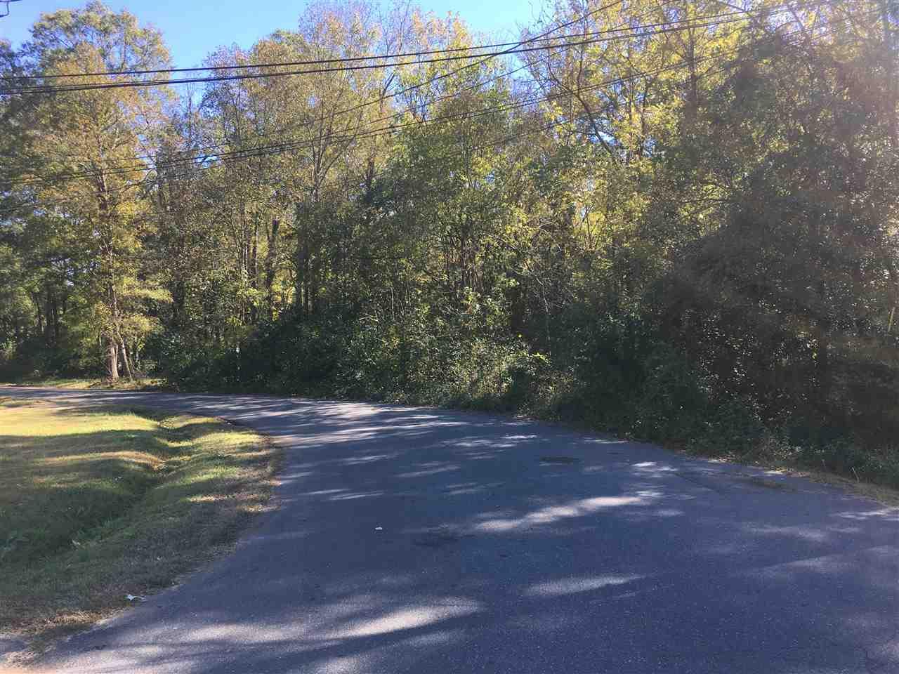 245 Baker St - Photo 1
