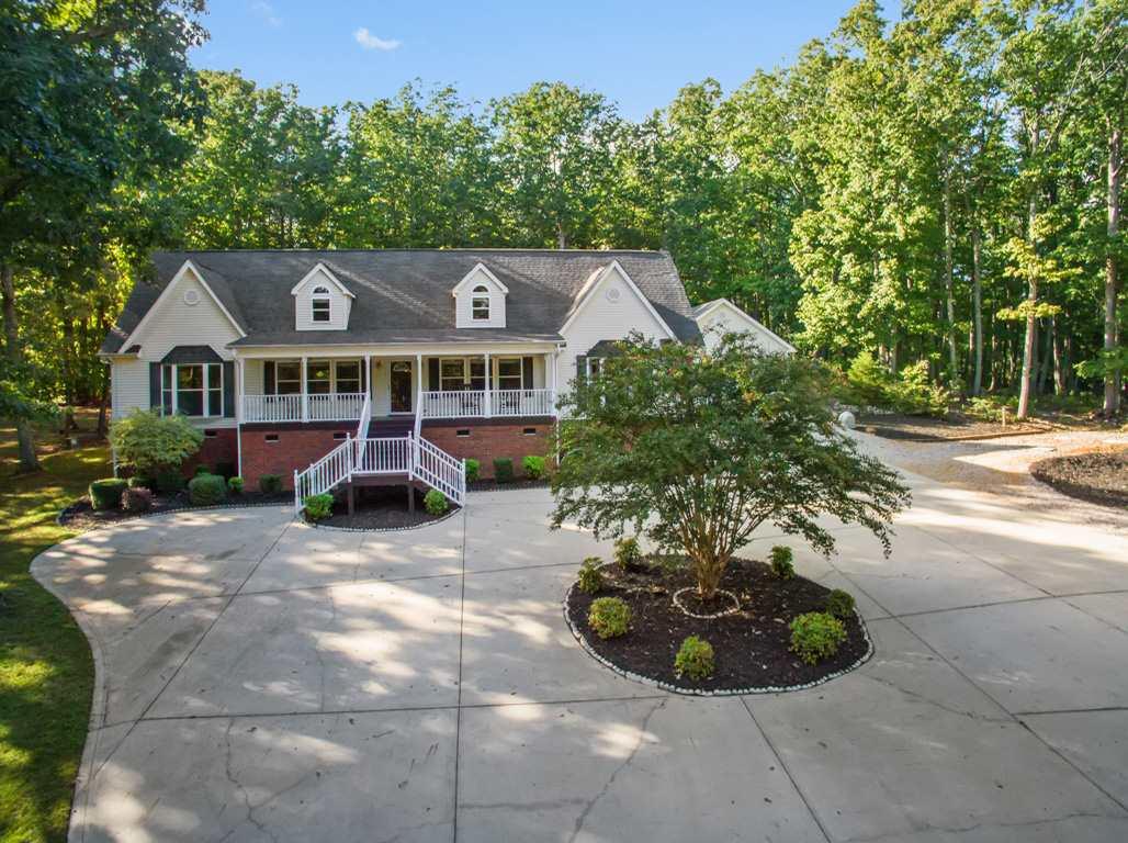 6390 Charlotte Hwy - Photo 1