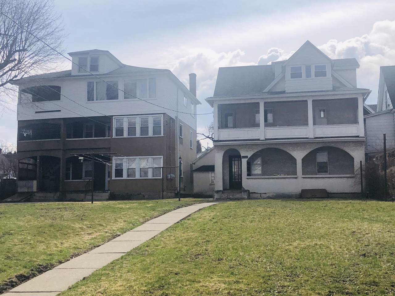 523 Webster - Photo 1