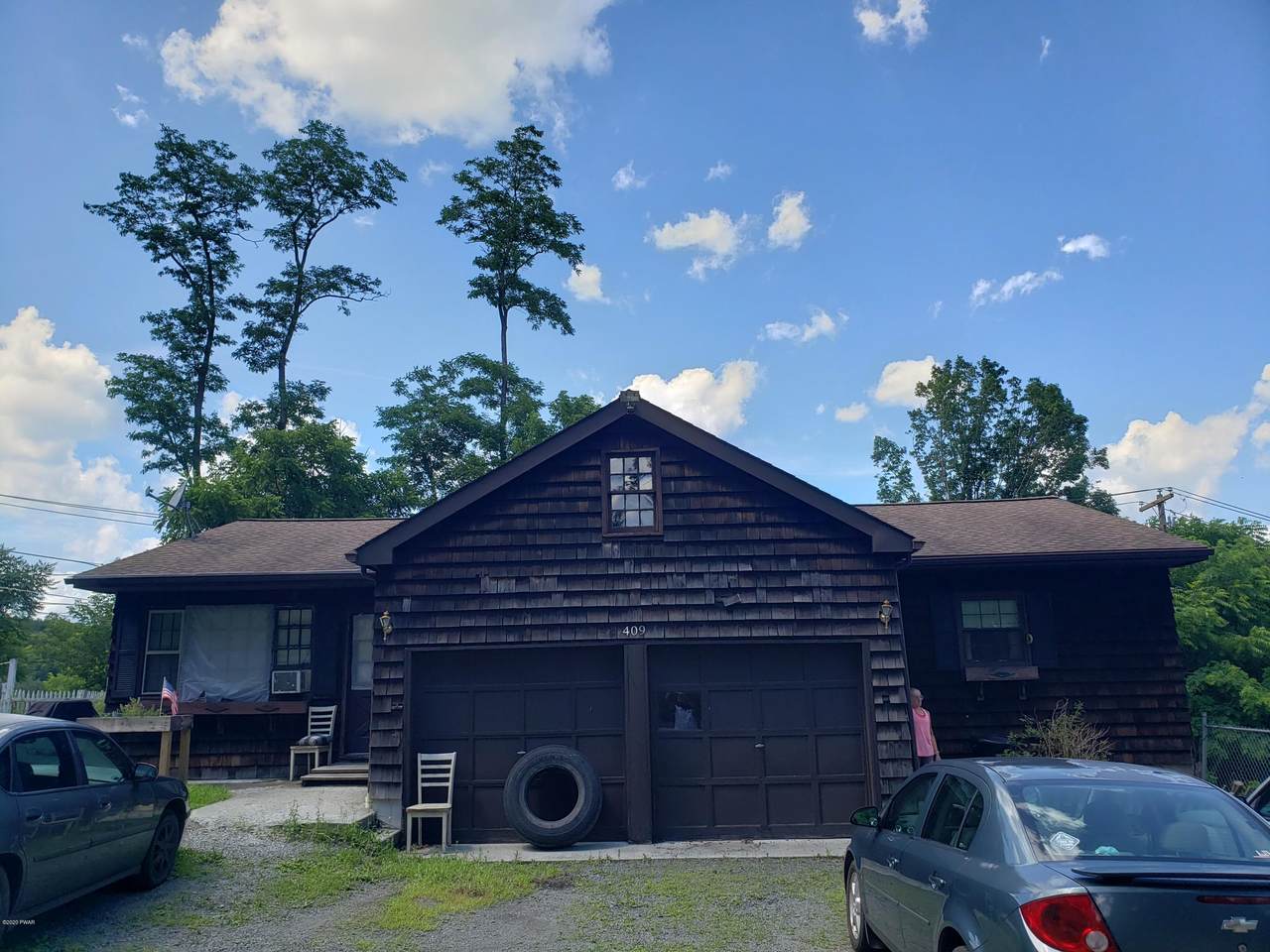409 Broad - Photo 1