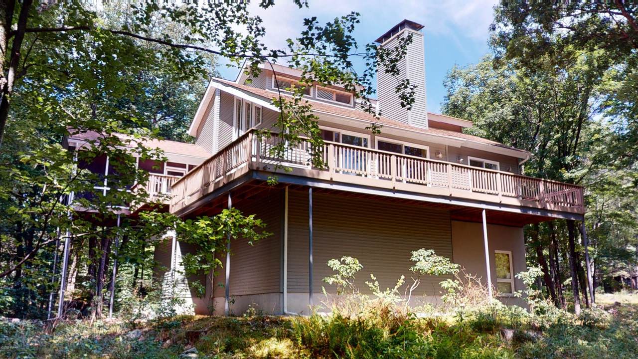 132 Hillside Drive - Photo 1