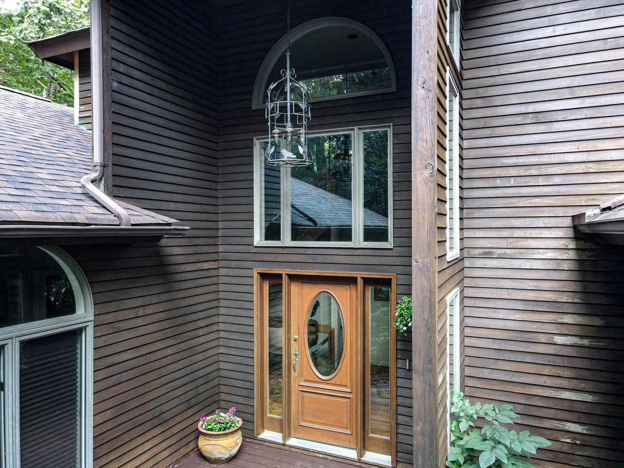 800 Overlook Ct - Photo 1