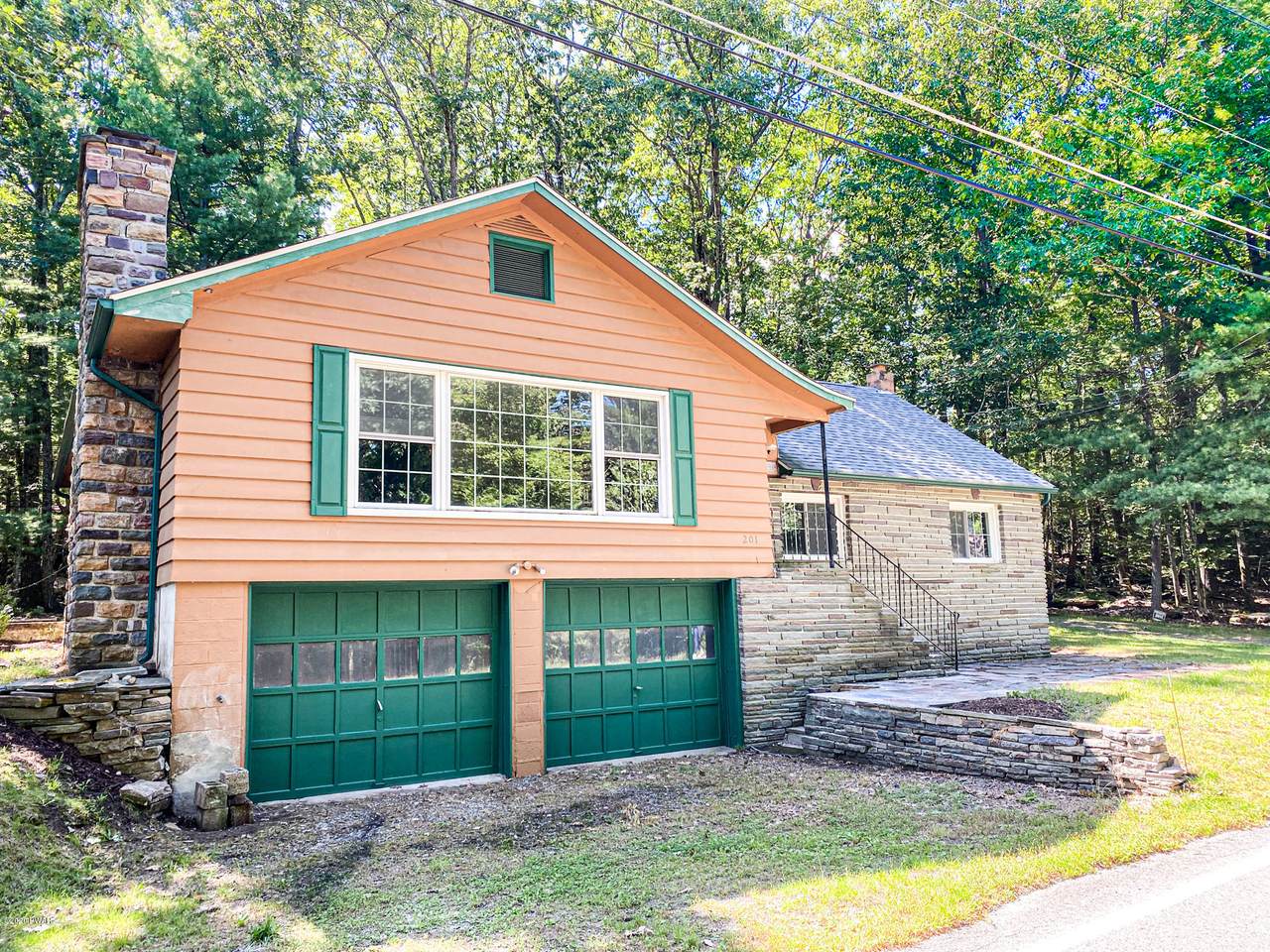 201 Shiny Mountain Rd - Photo 1