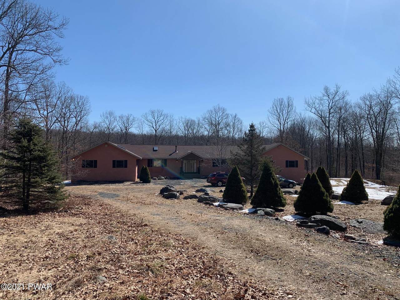 208 Rock Hill Dr - Photo 1