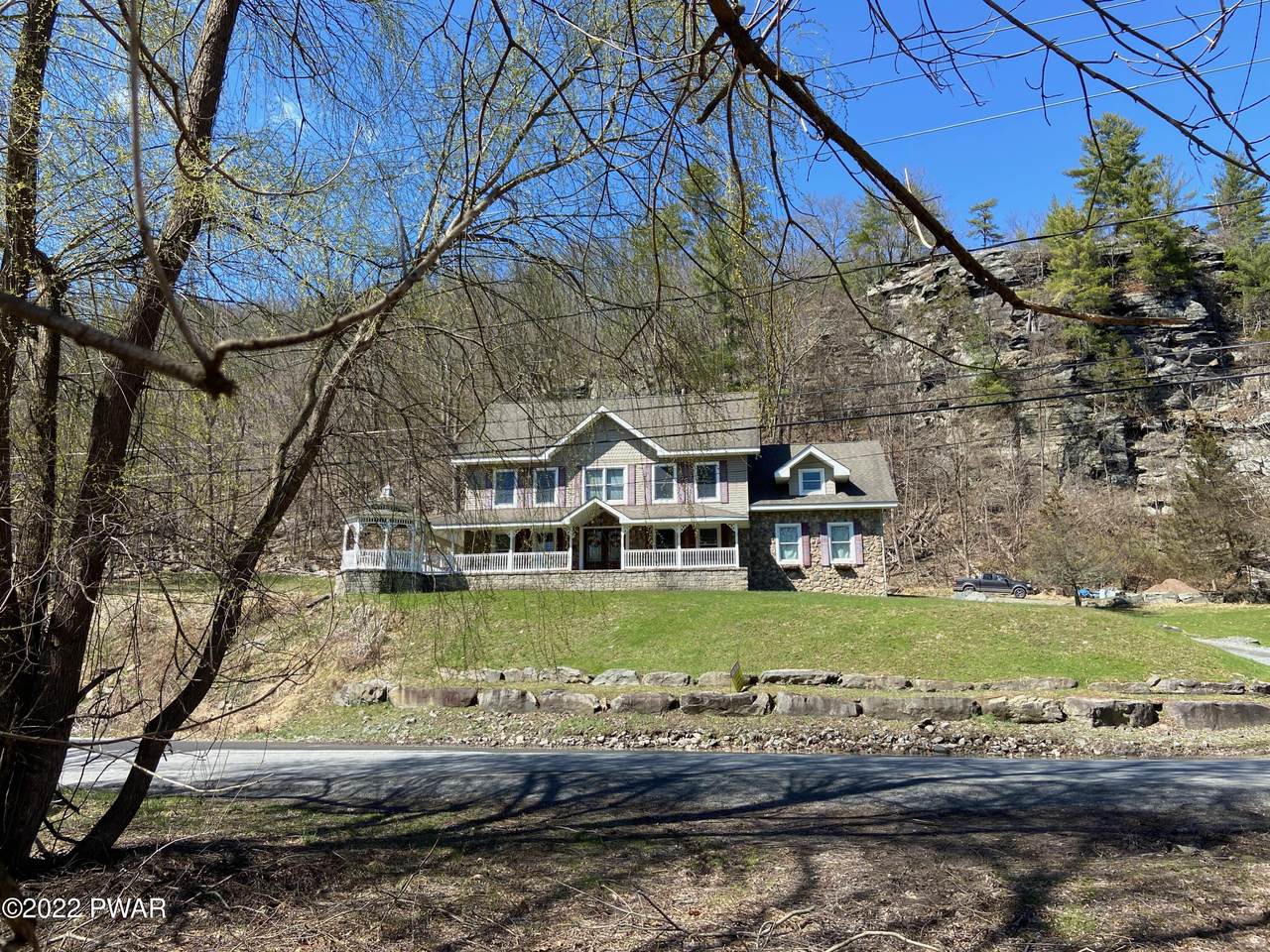 104 Masthope Plank Rd - Photo 1