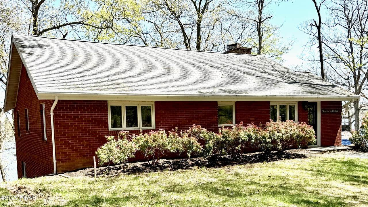 84 Lakeview Drive - Photo 1