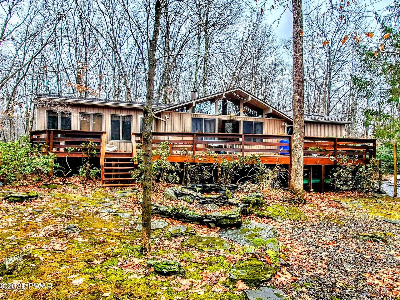 130 Willow Drive - Photo 1