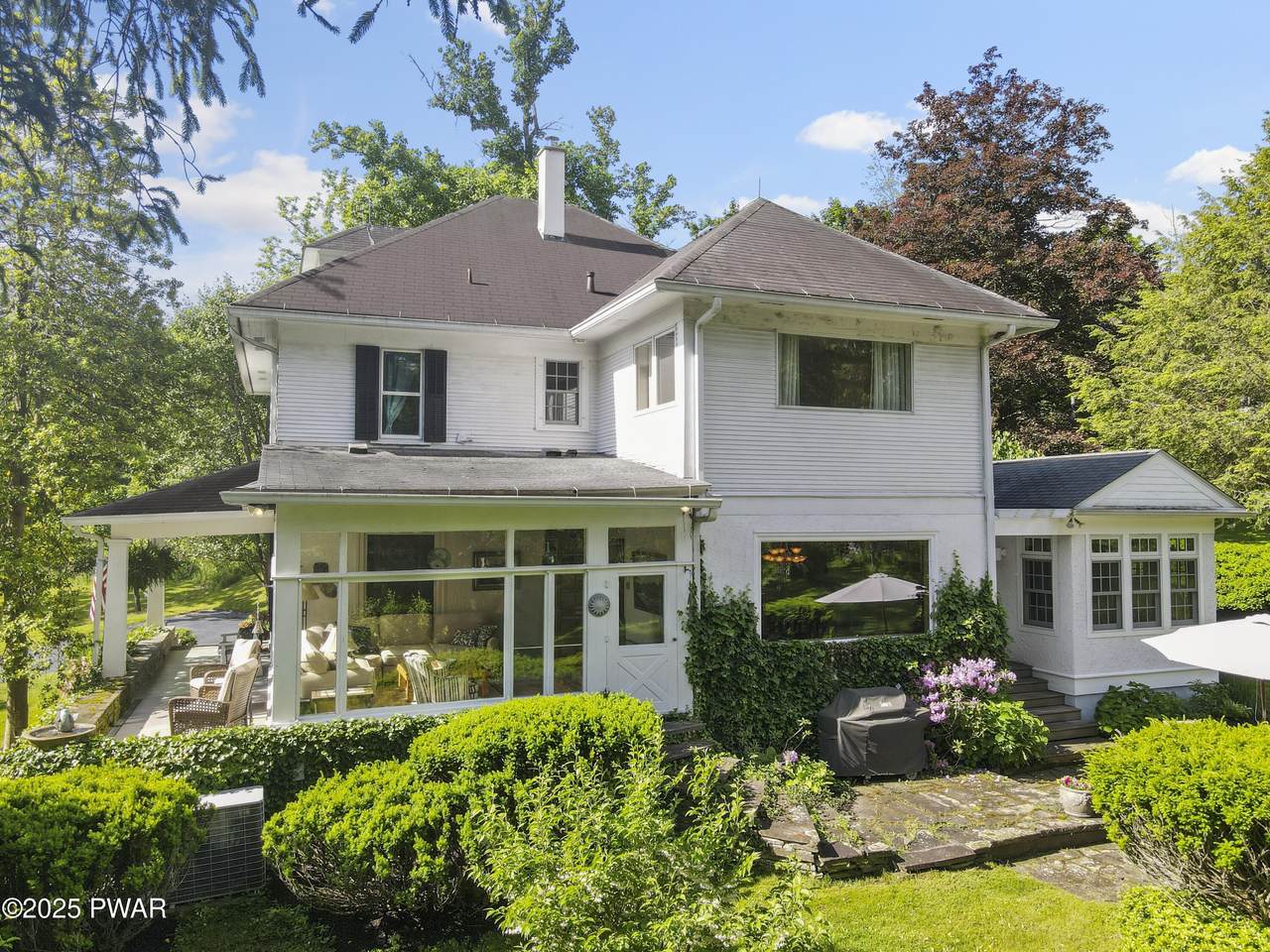 218 Weatherby Street - Photo 1