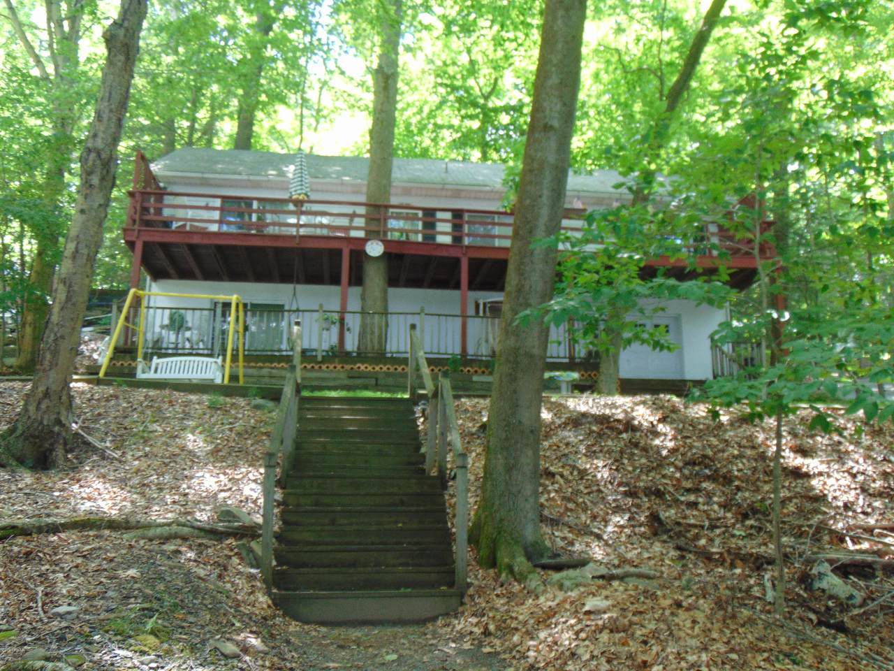 208 Laurel Ln - Photo 1