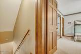 146 Cove Point Circle - Photo 52
