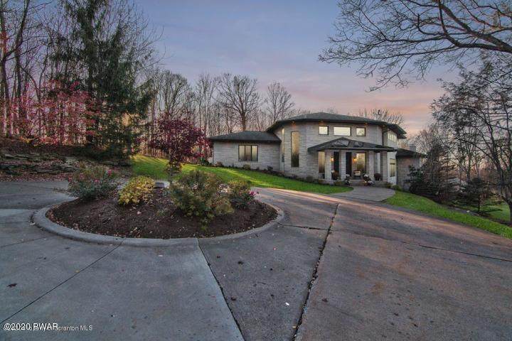 208 Grouse Hill Road - Photo 1