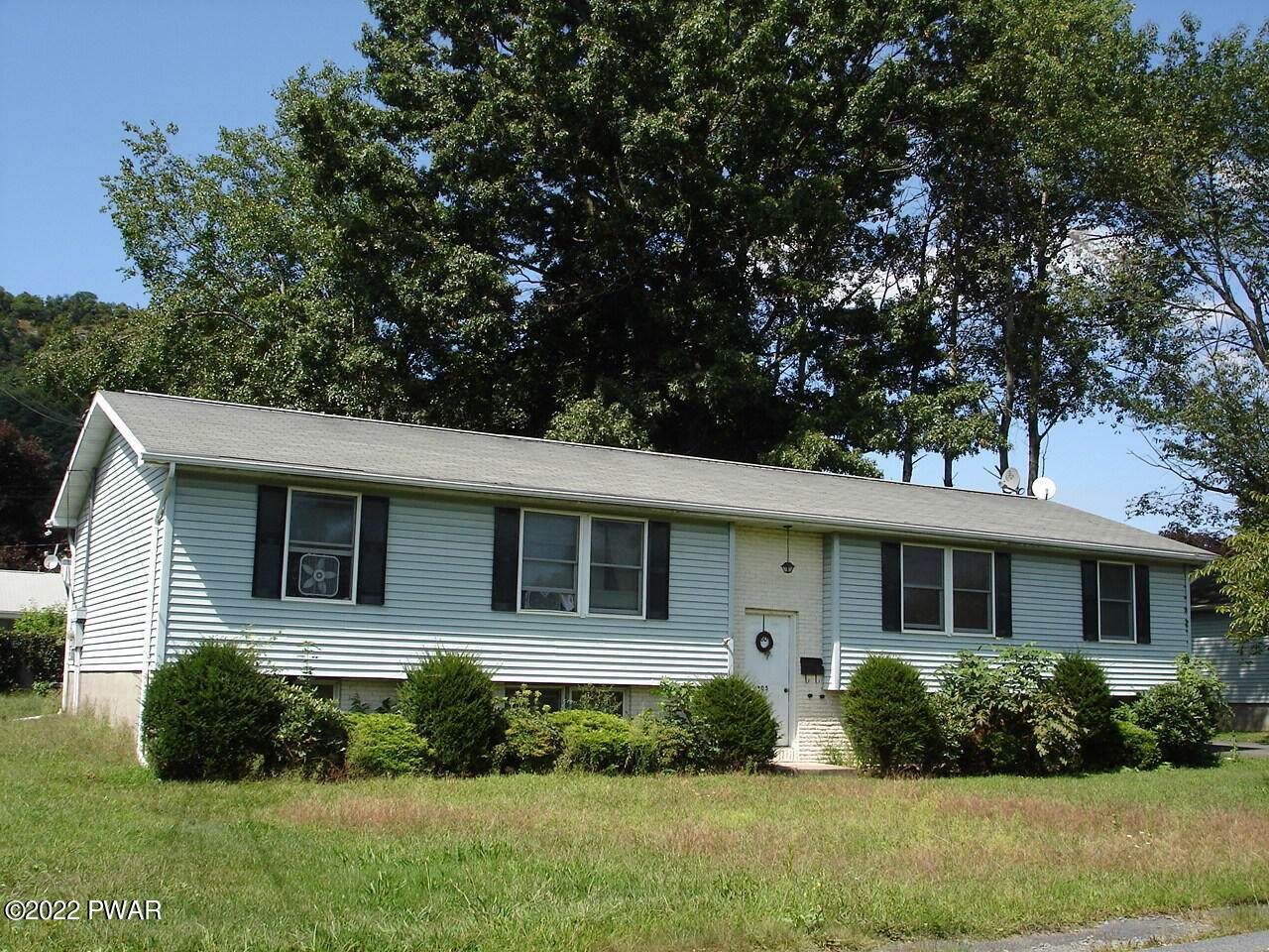 805 Avenue K - Photo 1