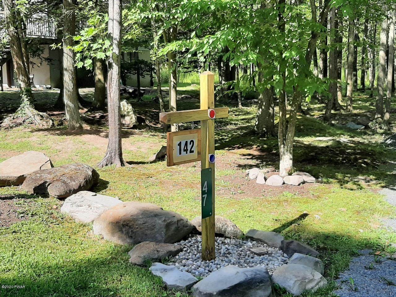 142 Underwood Ln - Photo 1