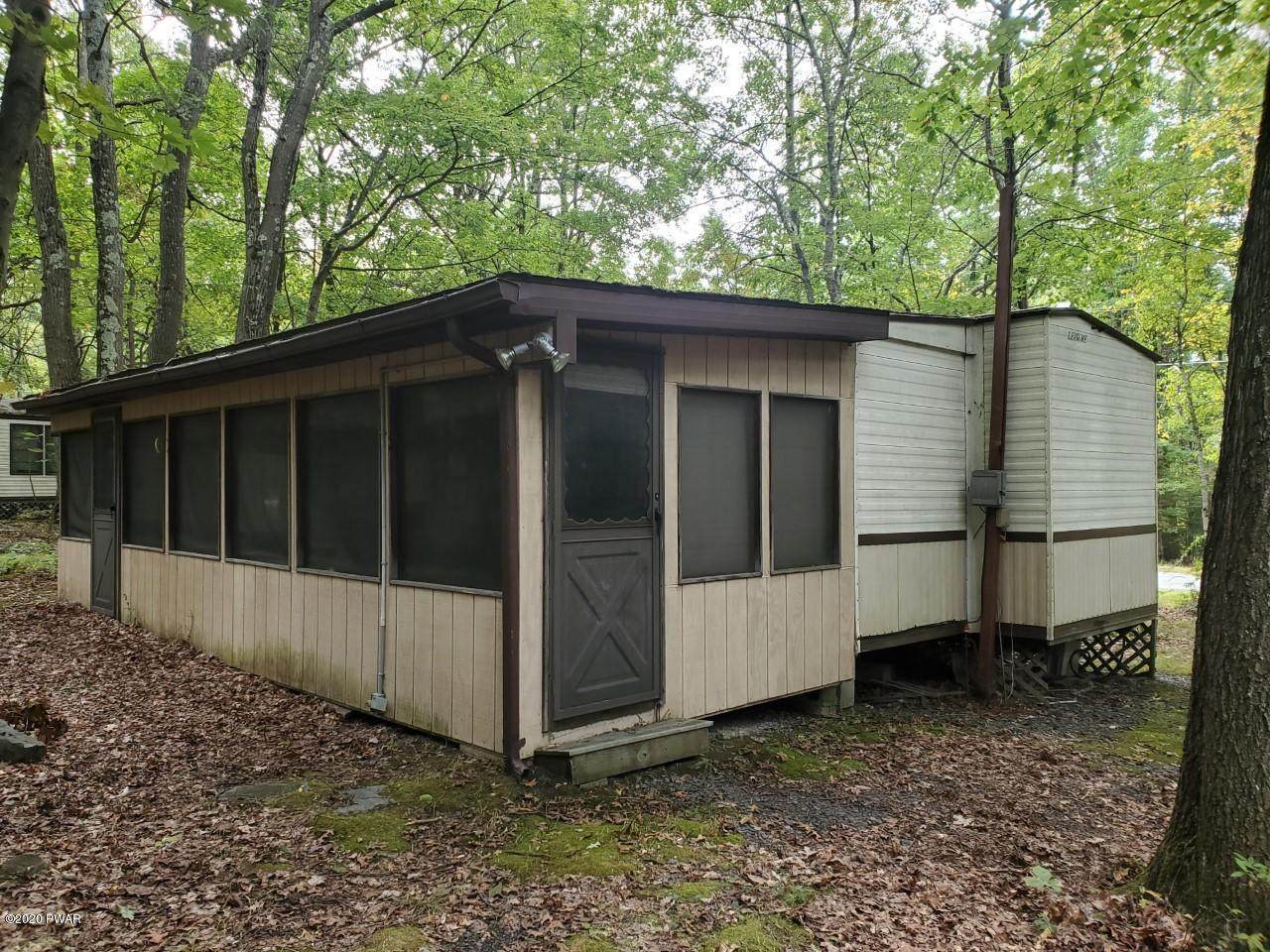 325 Shohola Pkwy - Photo 1