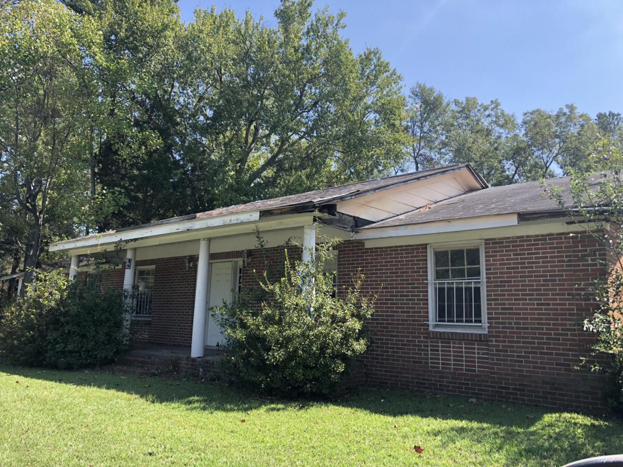 1005 Boulevard - Photo 1