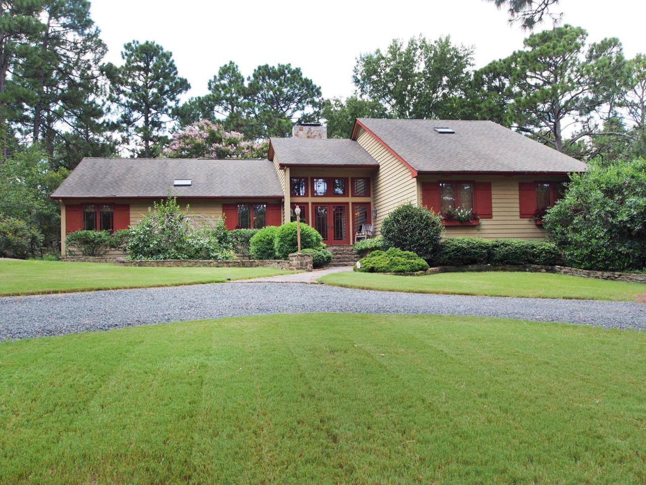 220 Merry Way - Photo 1
