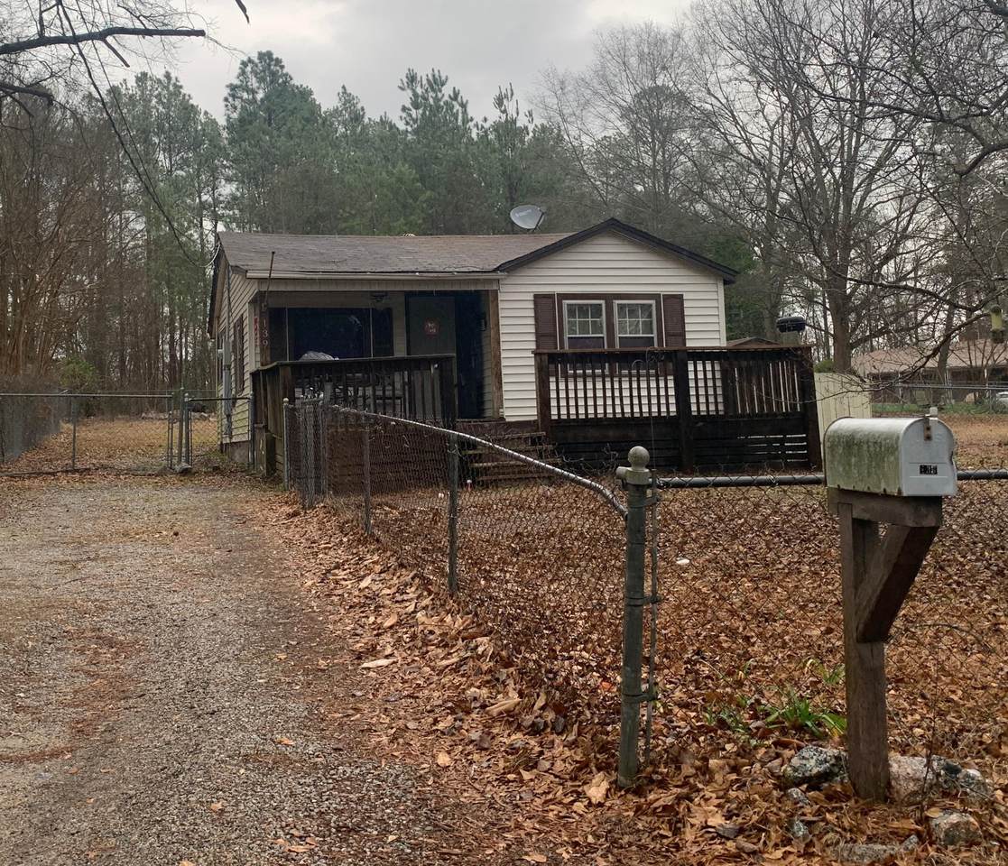 139 Chestnut Lane - Photo 1