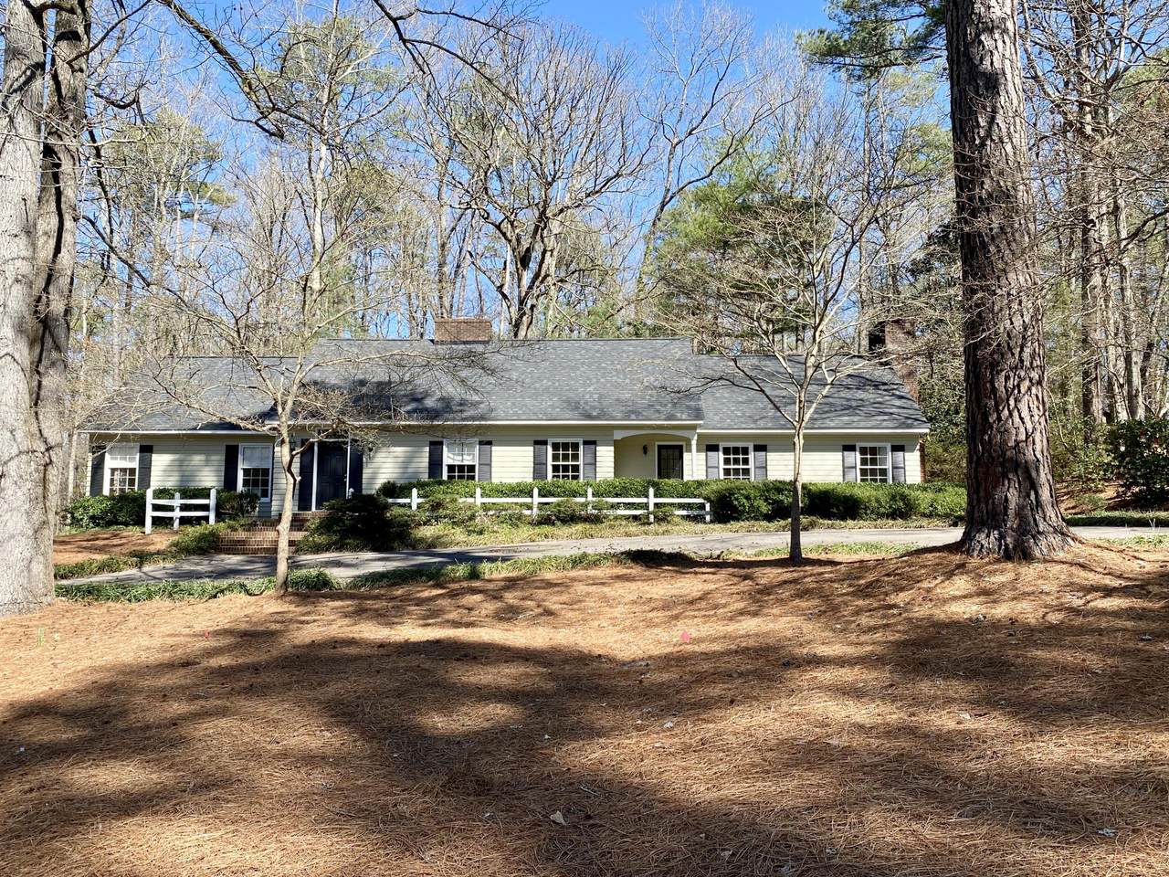 828 Chatham Road - Photo 1