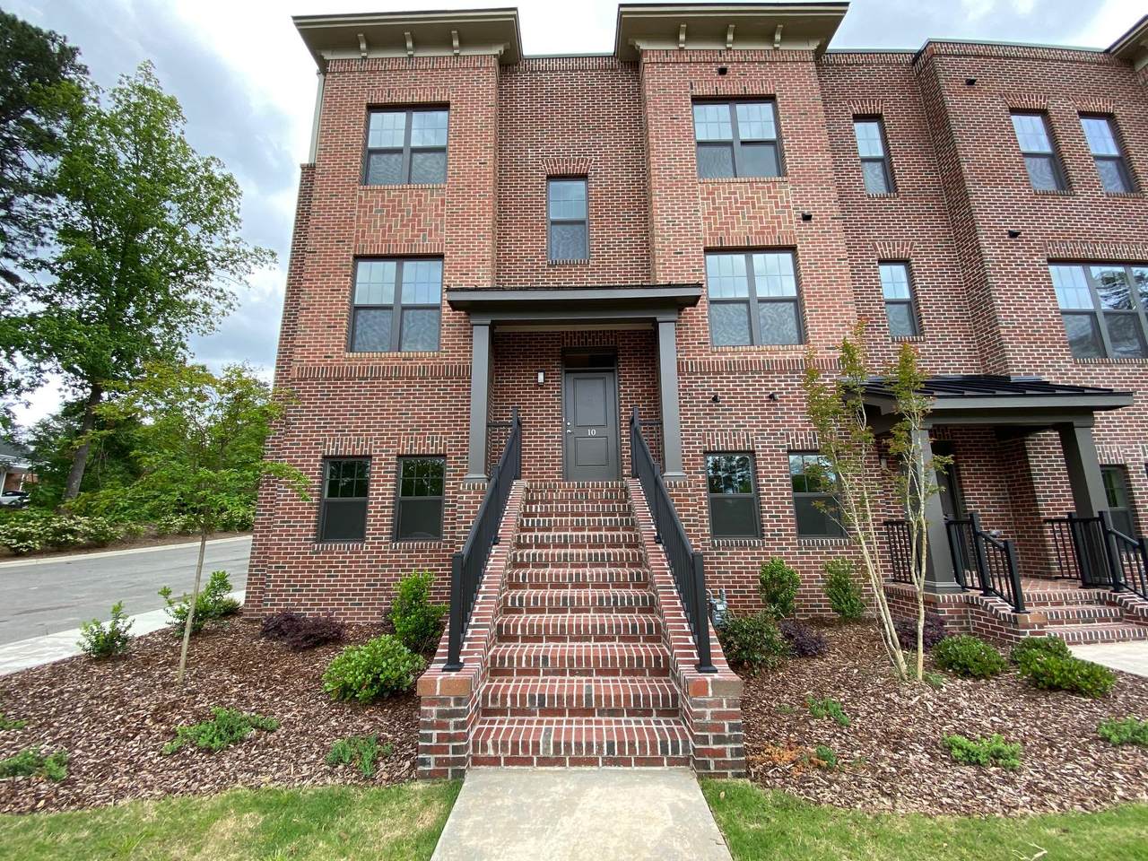 10 Brownstone Lane - Photo 1