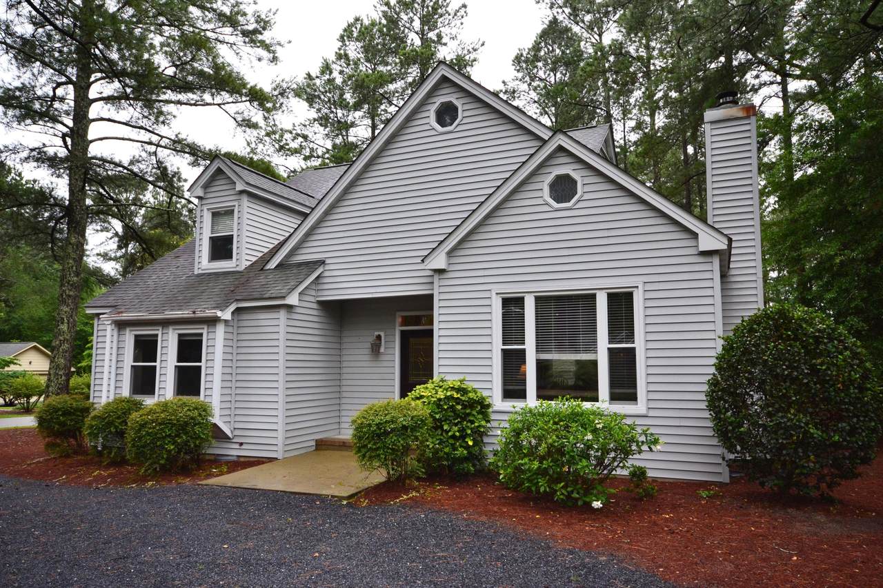 345 St Andrews Drive - Photo 1