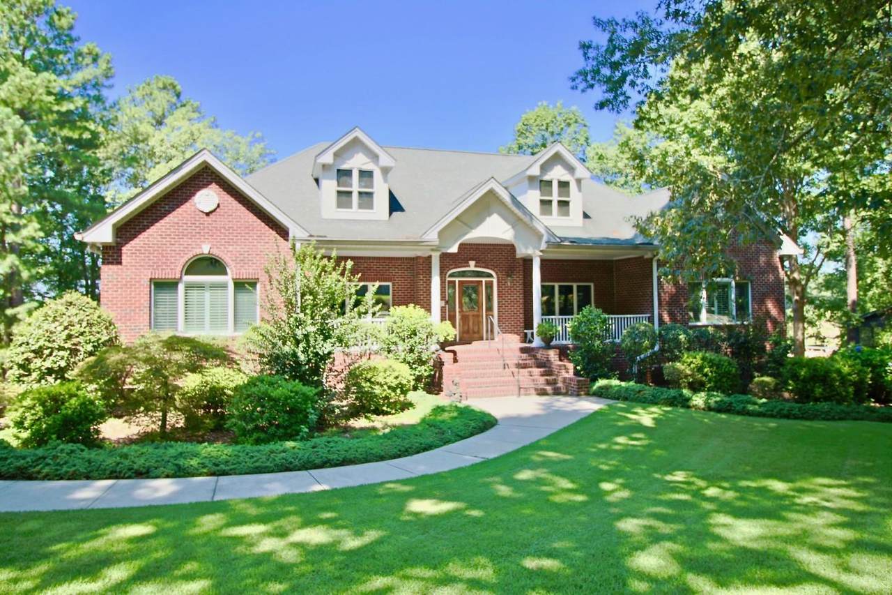 682 Azalea Drive - Photo 1