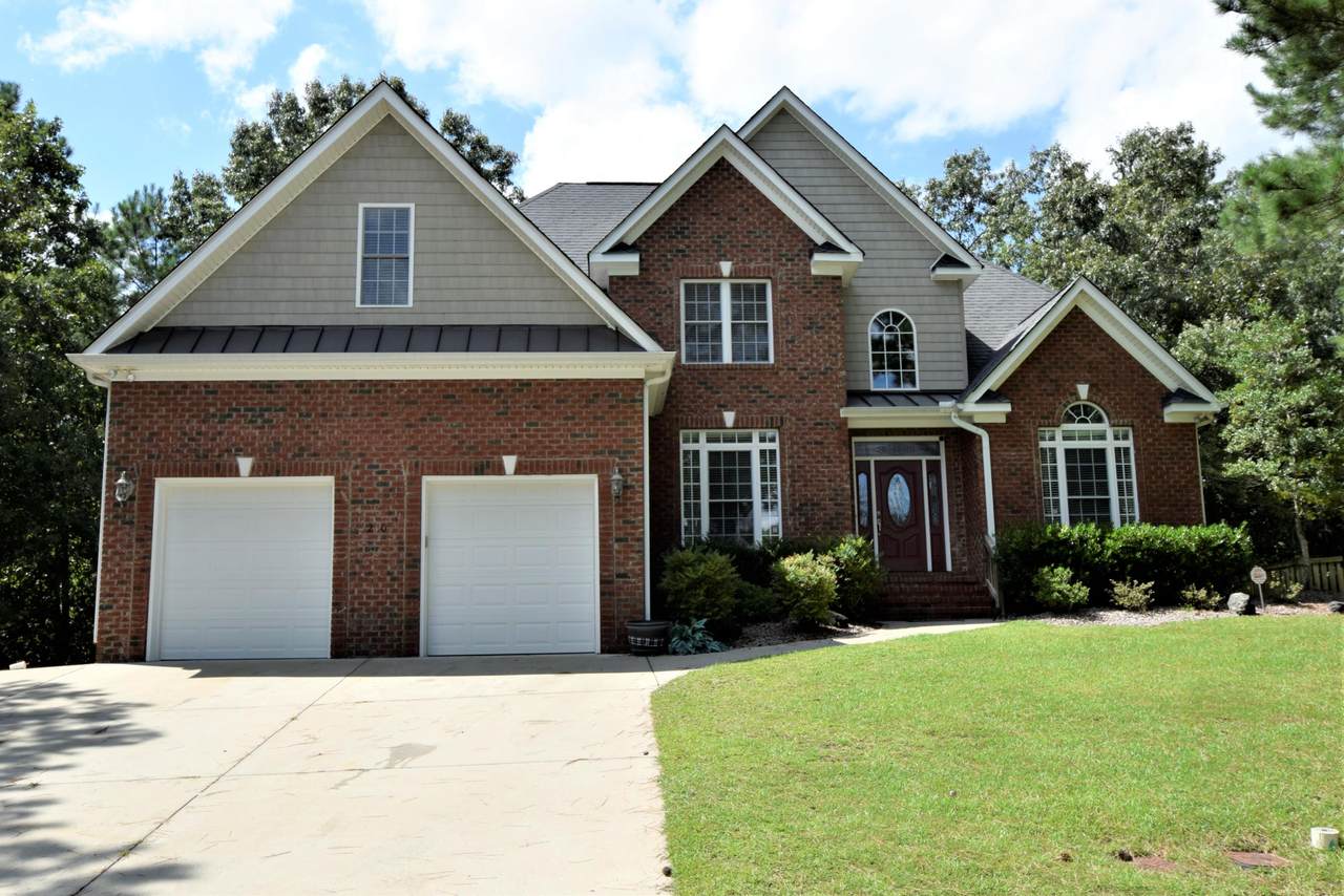 210 Maplewood Drive - Photo 1