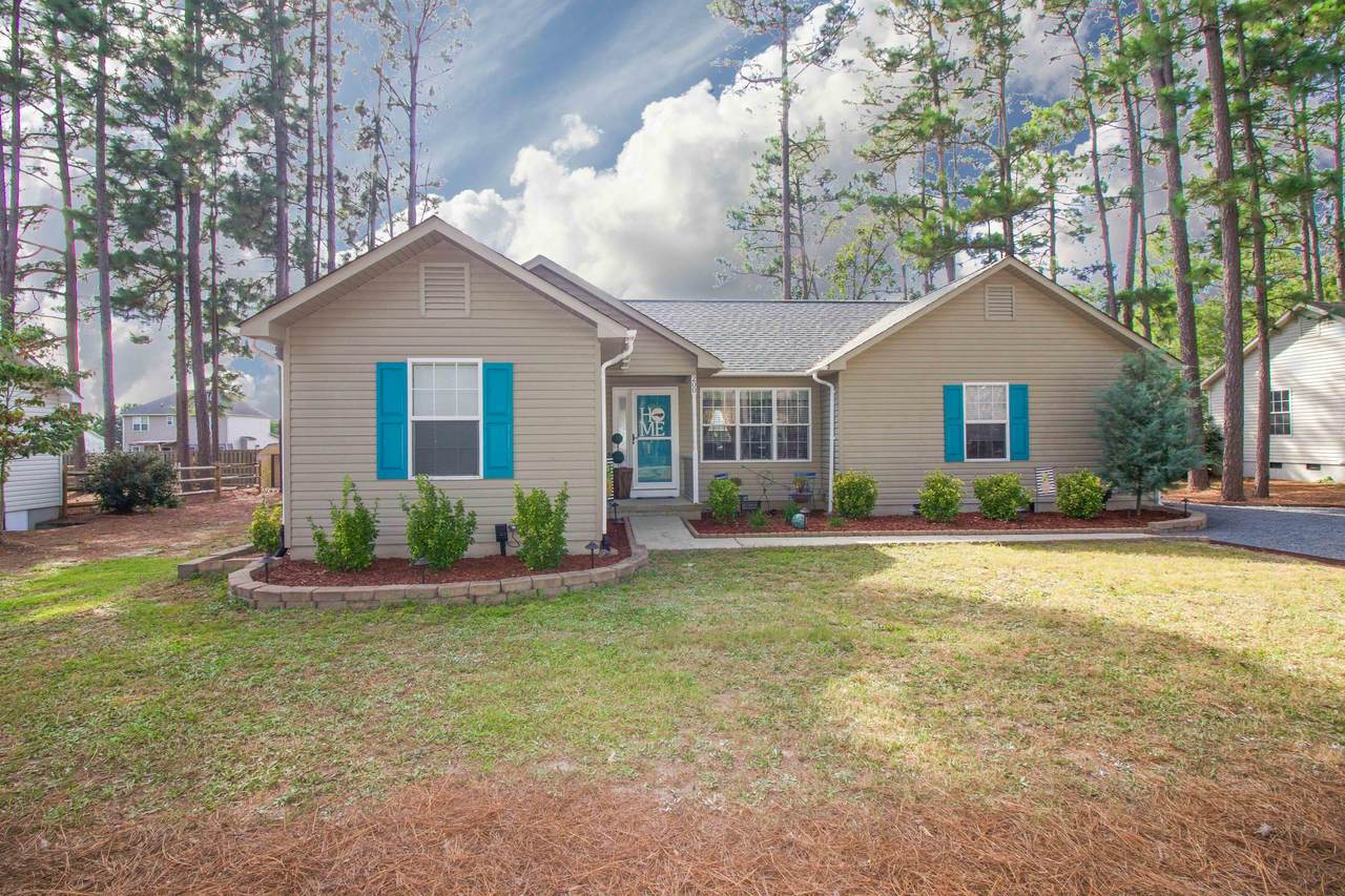 200 Woodgreen Drive - Photo 1