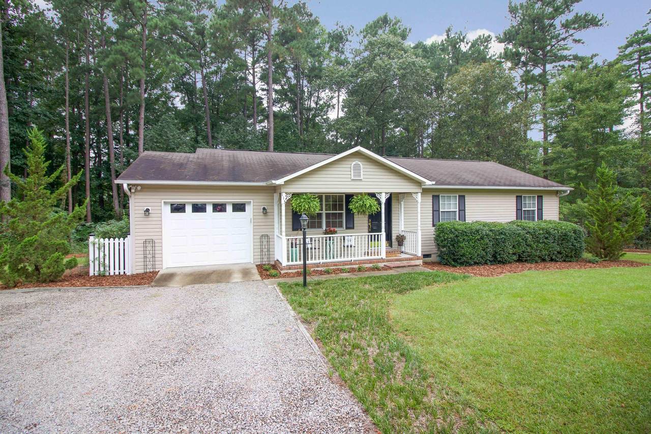 113 Dundee Drive - Photo 1