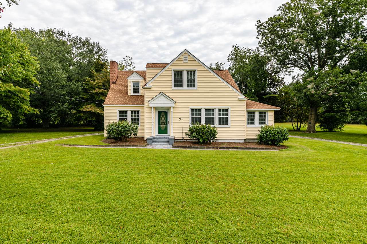 10202 Aberdeen Road - Photo 1