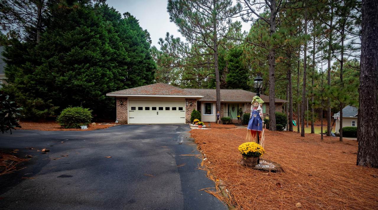 107 James Drive - Photo 1