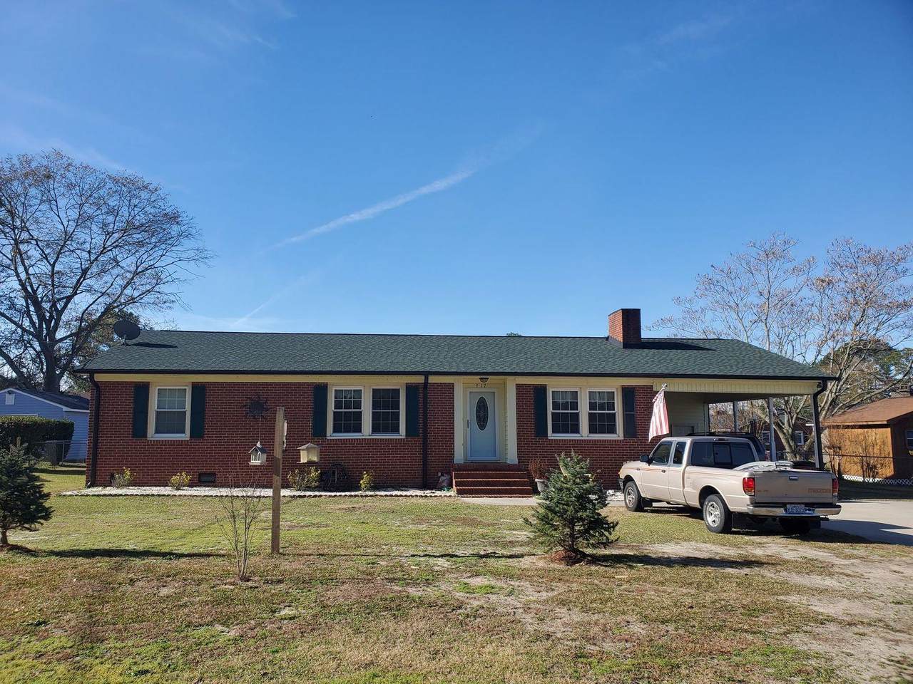 917 Roberdel Rd - Photo 1
