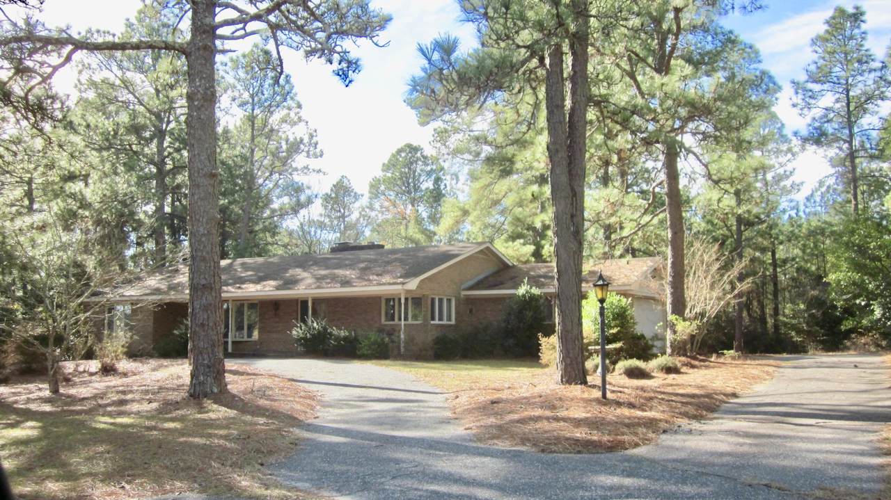16 Shamrock Drive - Photo 1