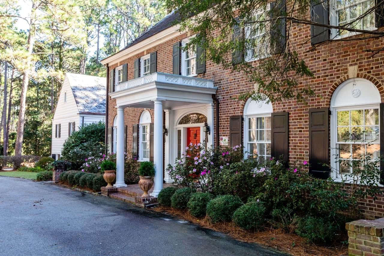 205 Crest Road - Photo 1