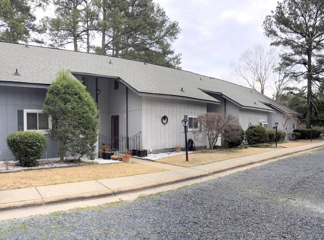 3 Foxhill Court - Photo 1