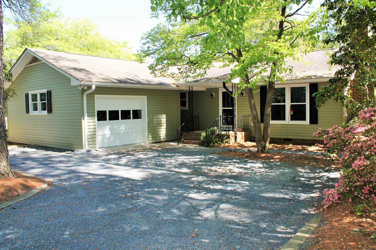 180 Cardinal Lane - Photo 1