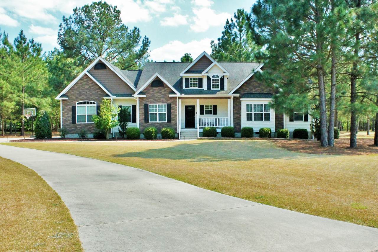265 Ashleigh Boulevard - Photo 1