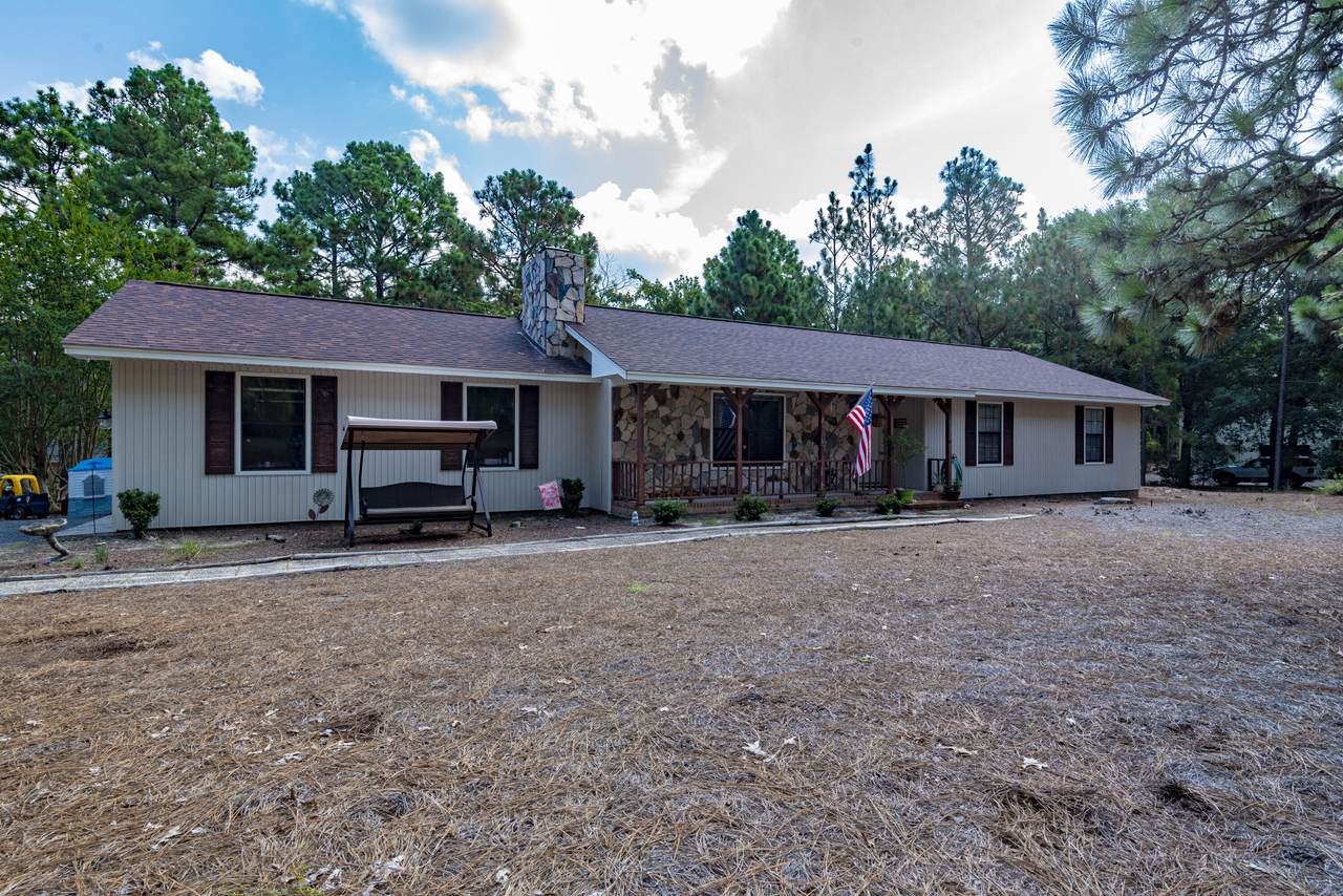 109 Dogwood Lane - Photo 1