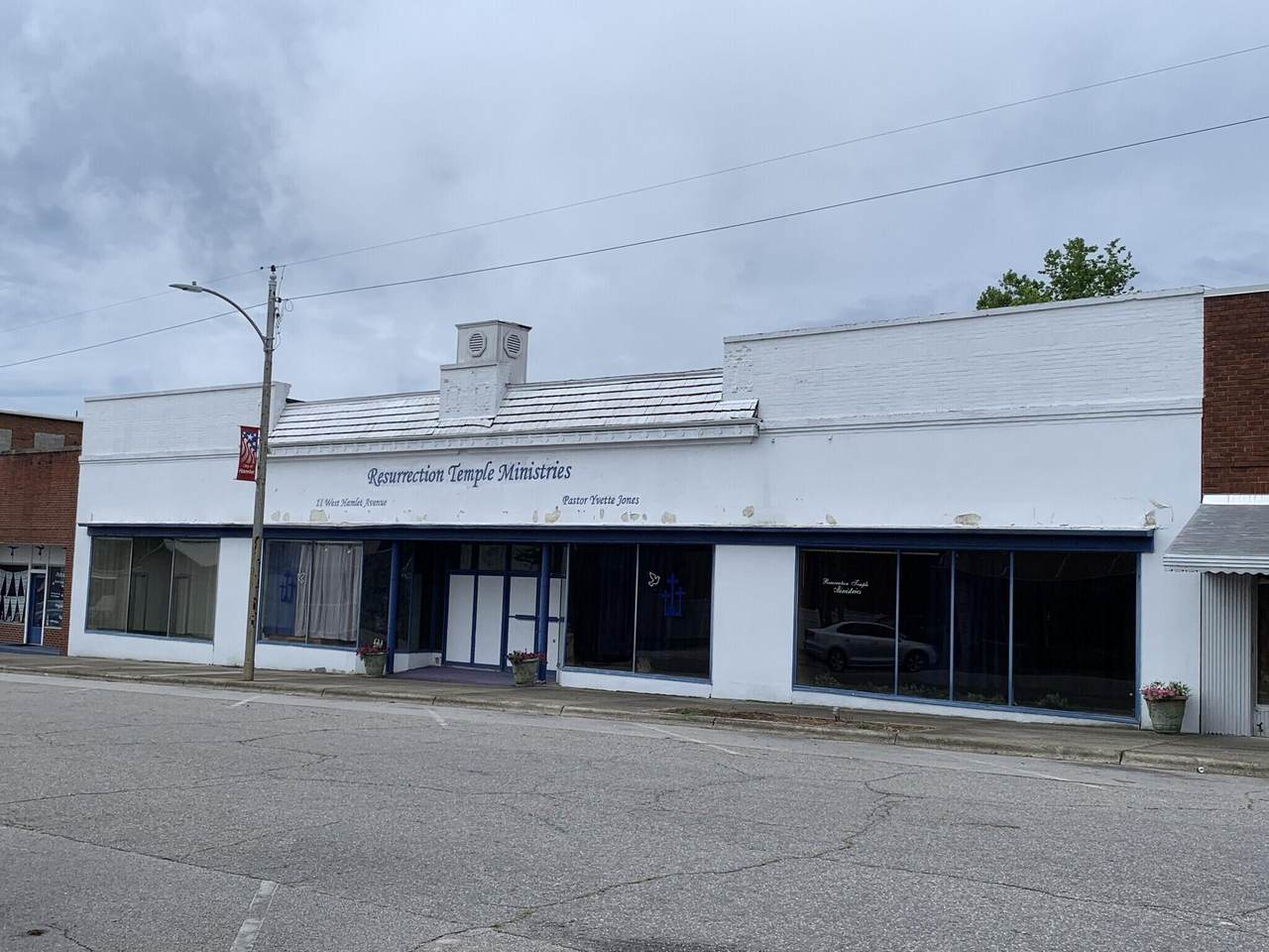 11 W Hamlet Ave - Photo 1